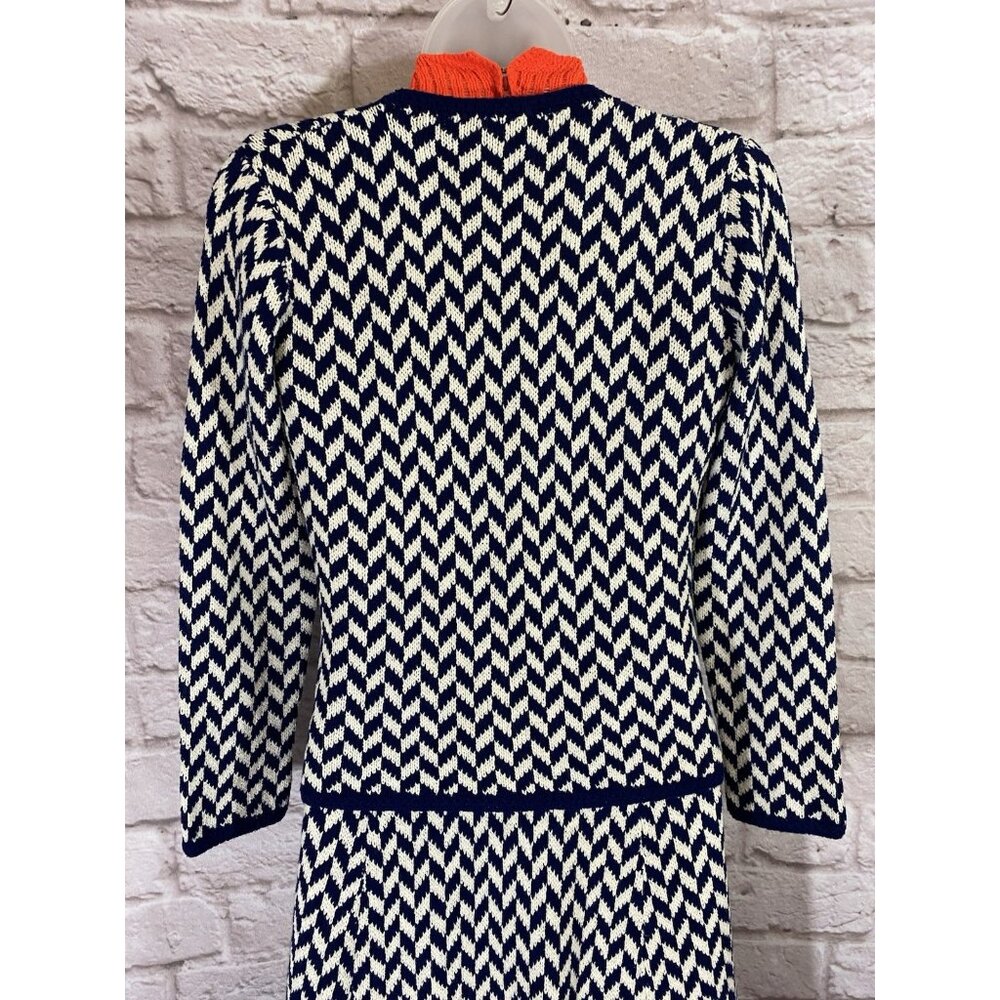 Vintage 1960s St. John Knits Sweater Jacket Dress 2-Piece Outfit Small/Medium - Picture 9 of 16